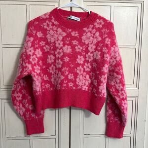 Zara size small bright pink floral cropped sweater